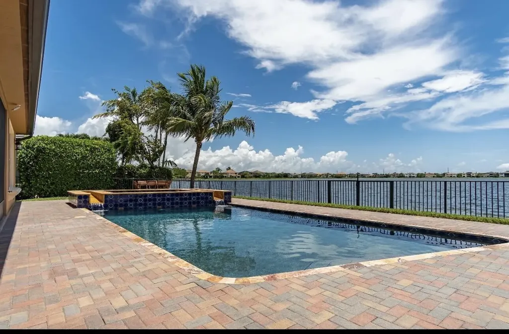 8680 W Watercrest Circle Circle W Parkland FL 33076