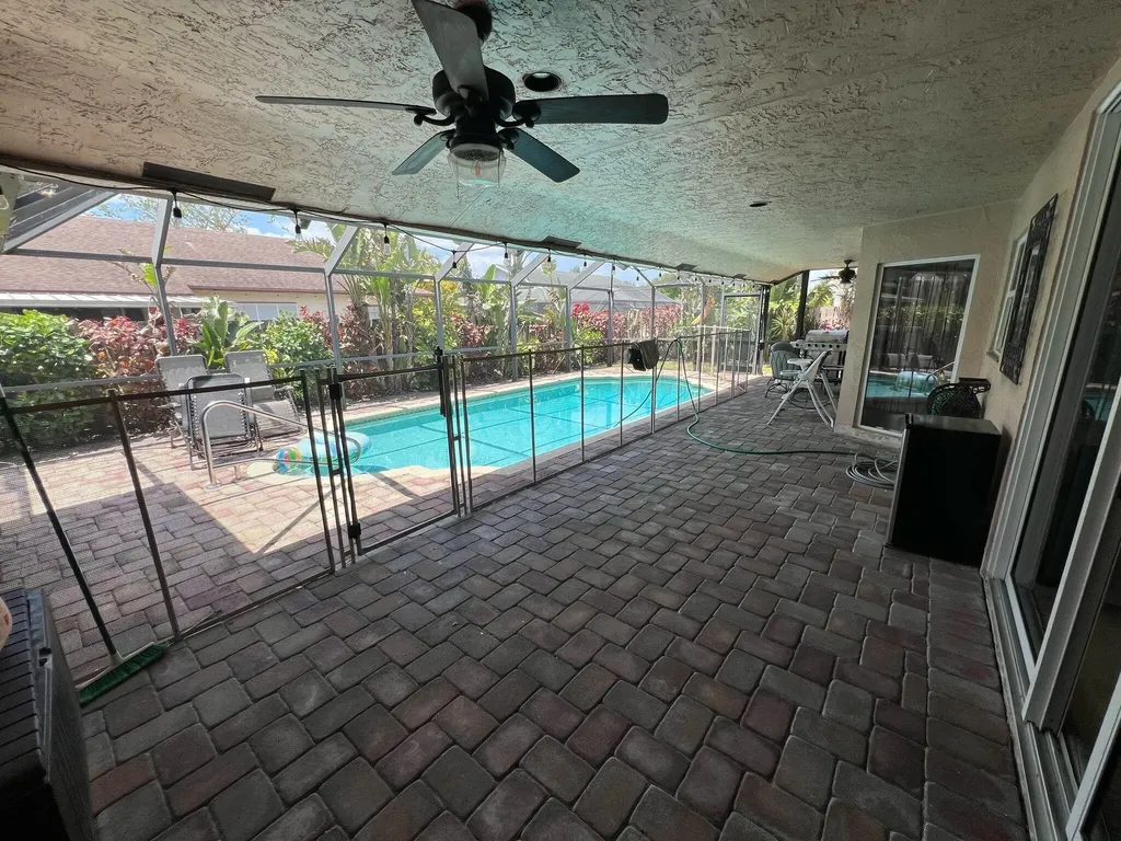 9664 W Lake Court Boca Raton FL 33434