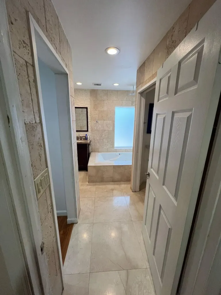 9664 W Lake Court Boca Raton FL 33434