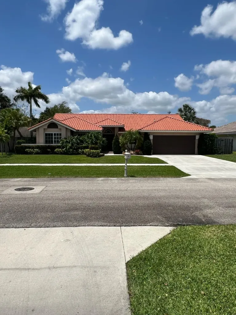9664 W Lake Court Boca Raton FL 33434