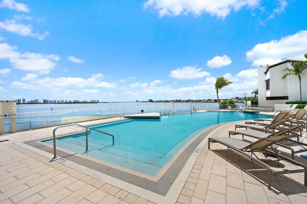100 Lakeshore Drive North Palm Beach FL 33408