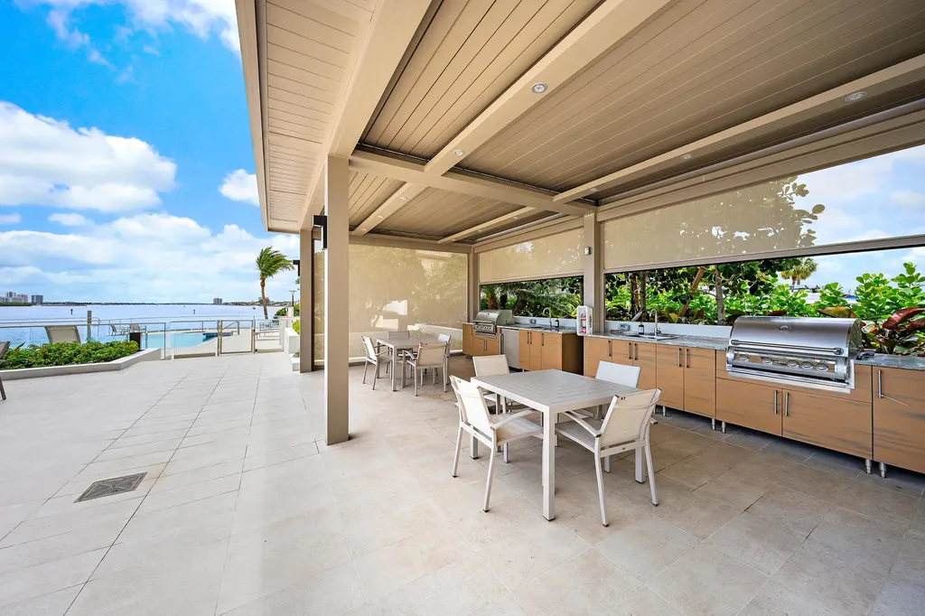 100 Lakeshore Drive North Palm Beach FL 33408