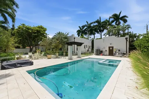 1615 Monroe Street Hollywood FL 33020