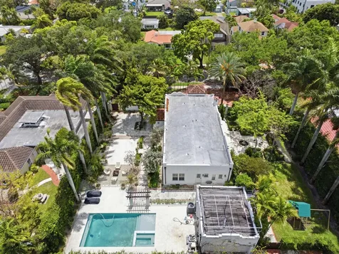1615 Monroe Street Hollywood FL 33020