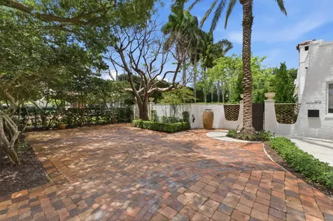 1615 Monroe Street Hollywood FL 33020