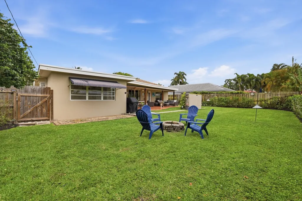 1165 SW 12th Road Boca Raton FL 33486