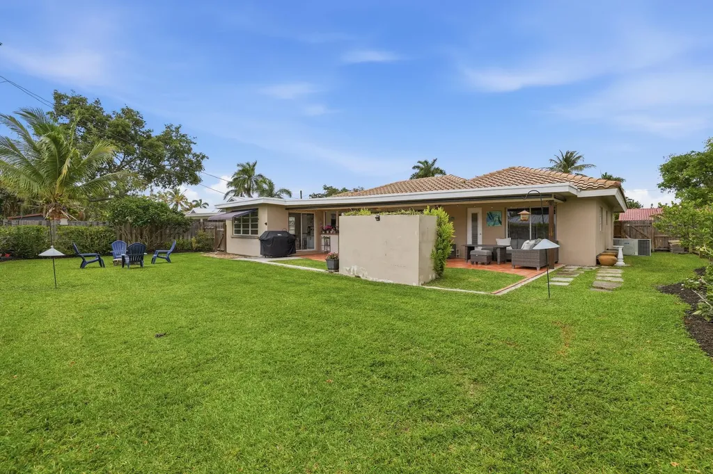 1165 SW 12th Road Boca Raton FL 33486