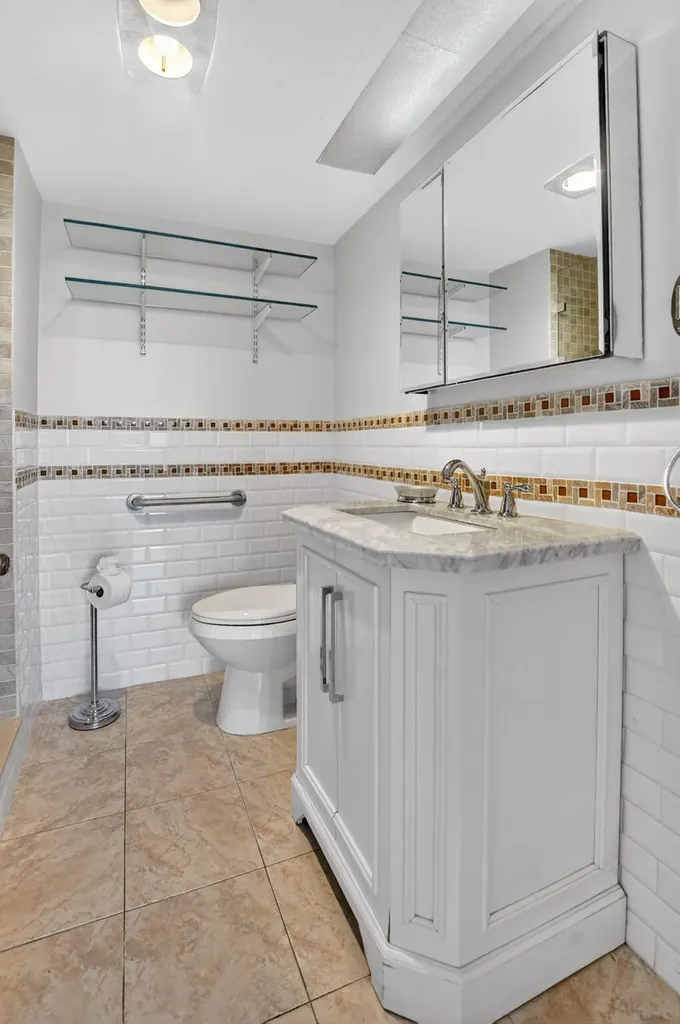1180 S Ocean Boulevard Boca Raton FL 33432