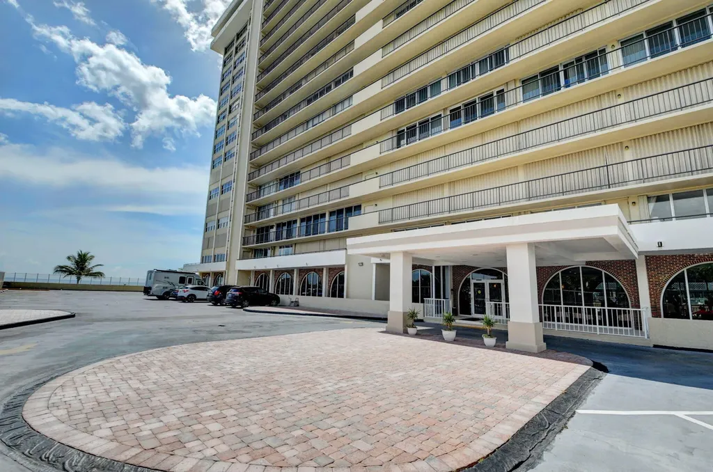 1180 S Ocean Boulevard Boca Raton FL 33432