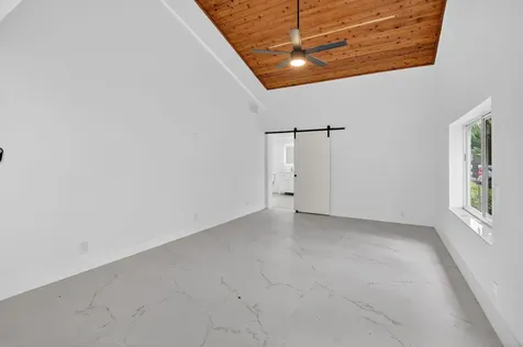 4701 NW 1st Place Deerfield Beach FL 33442