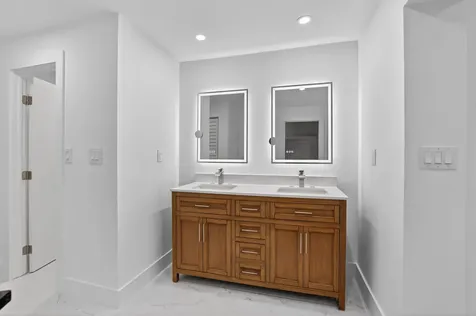 4701 NW 1st Place Deerfield Beach FL 33442