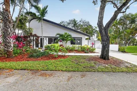 4701 NW 1st Place Deerfield Beach FL 33442