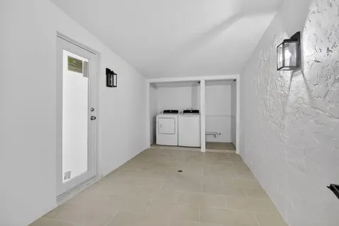 4701 NW 1st Place Deerfield Beach FL 33442