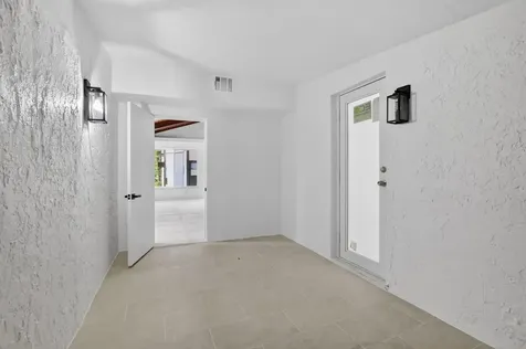 4701 NW 1st Place Deerfield Beach FL 33442