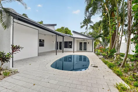 4701 NW 1st Place Deerfield Beach FL 33442