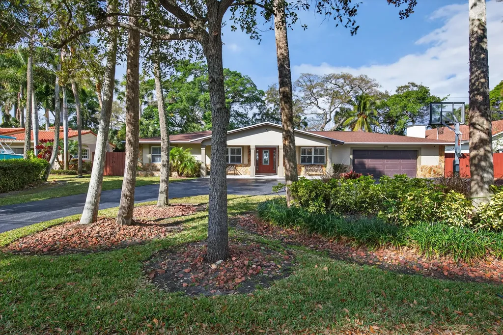 2535 SW 30th Terrace Fort Lauderdale FL 33312