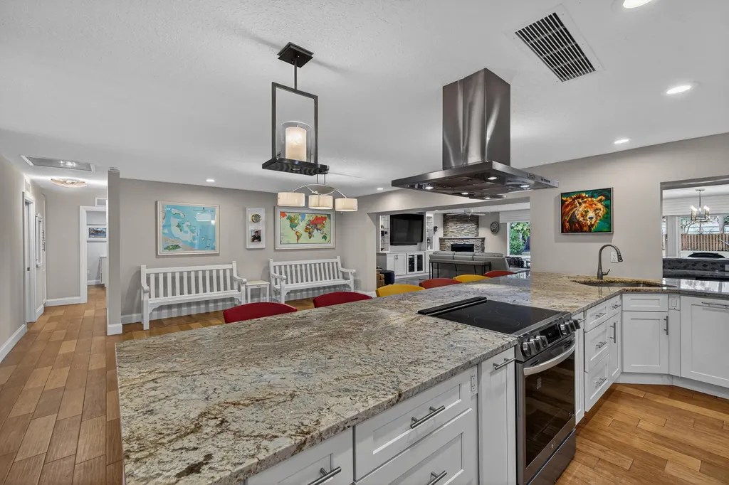 2535 SW 30th Terrace Fort Lauderdale FL 33312