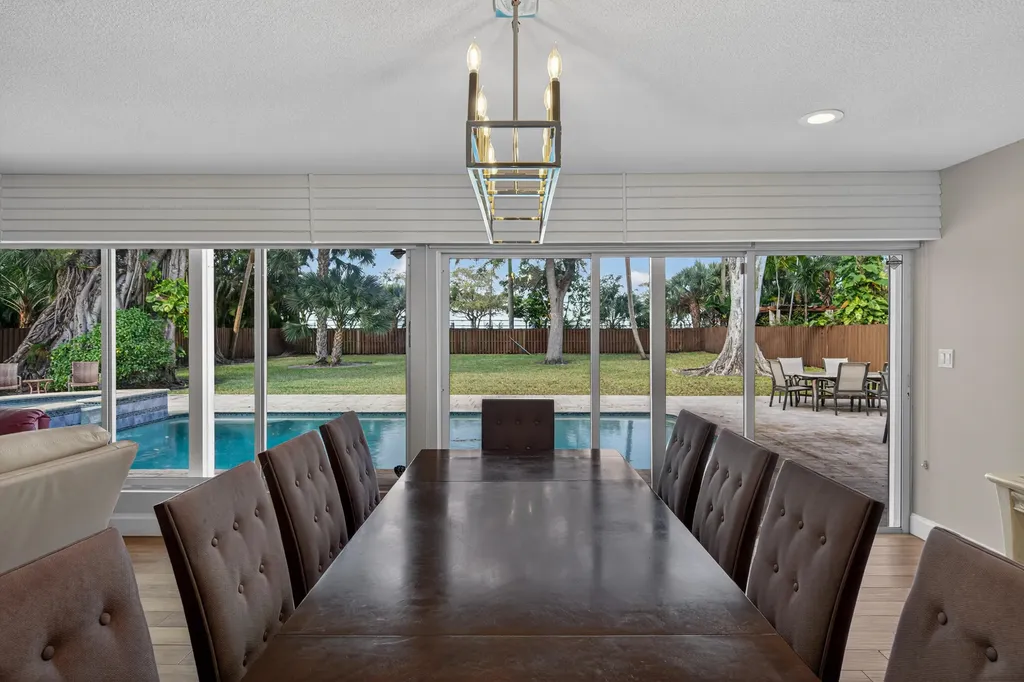 2535 SW 30th Terrace Fort Lauderdale FL 33312