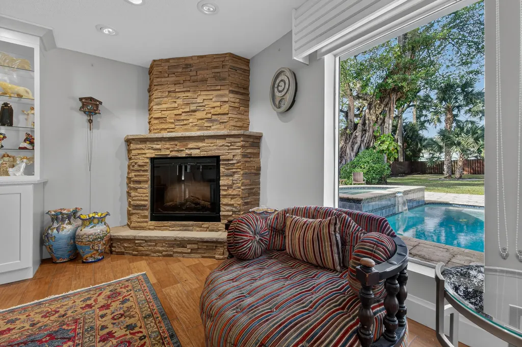 2535 SW 30th Terrace Fort Lauderdale FL 33312