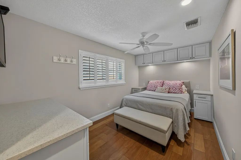 2535 SW 30th Terrace Fort Lauderdale FL 33312