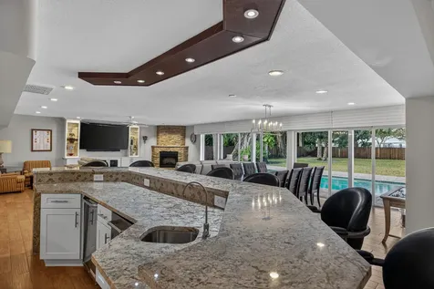 2535 SW 30th Terrace Fort Lauderdale FL 33312