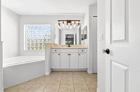 531 High Hawk Circle Vero Beach FL 32962