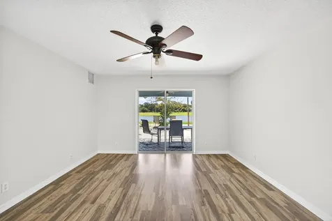 531 High Hawk Circle Vero Beach FL 32962