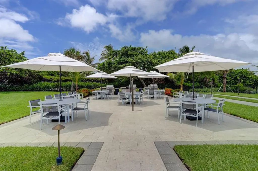 333 NE 21st Avenue Deerfield Beach FL 33441