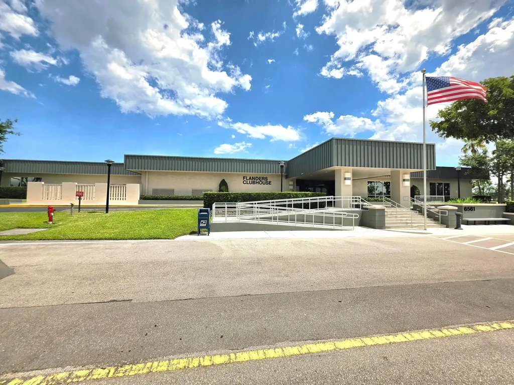 719 Flanders O Delray Beach FL 33484