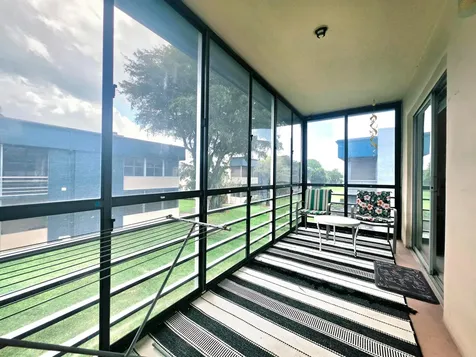 719 Flanders O Delray Beach FL 33484
