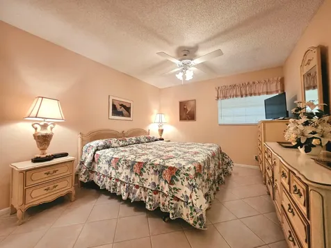 719 Flanders O Delray Beach FL 33484