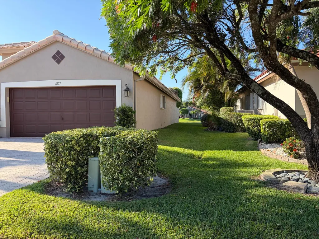 6671 Maybrook Road Boynton Beach FL 33437