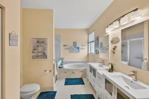 9572 N Crescent View Drive Drive N Boynton Beach FL 33437