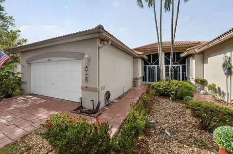 9572 N Crescent View Drive Drive N Boynton Beach FL 33437
