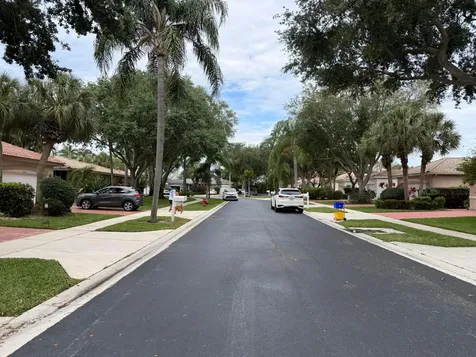 9572 N Crescent View Drive Drive N Boynton Beach FL 33437