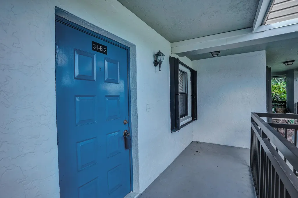 2906 SW 21st Terrace Delray Beach FL 33445