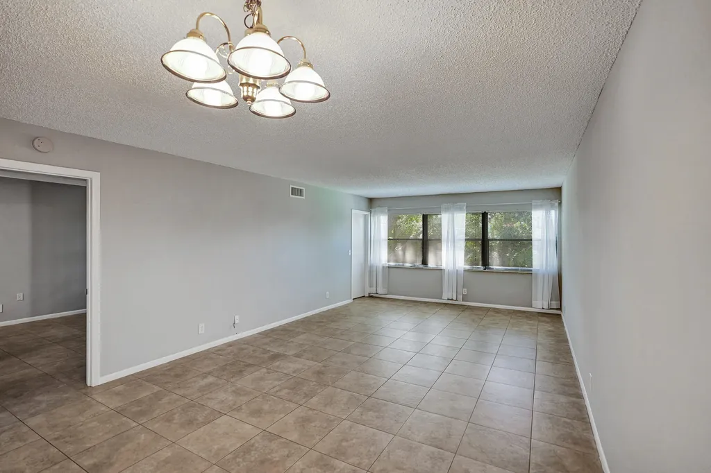 2906 SW 21st Terrace Delray Beach FL 33445