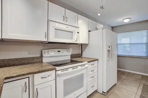 2906 SW 21st Terrace Delray Beach FL 33445