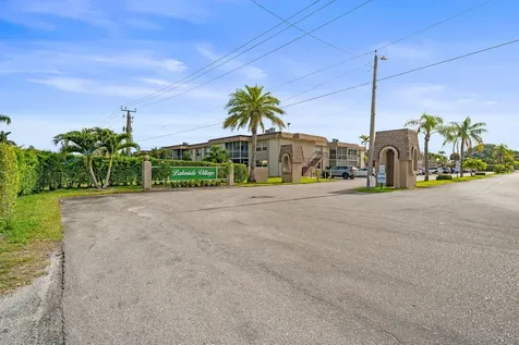 752 Lori Drive Palm Springs FL 33461