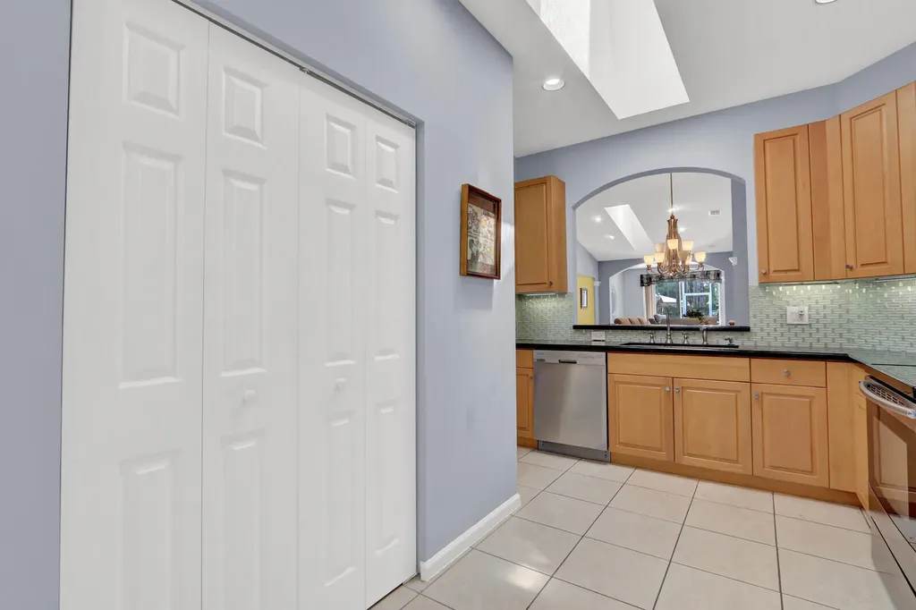 9531 Crescent View Drive N Boynton Beach FL 33437