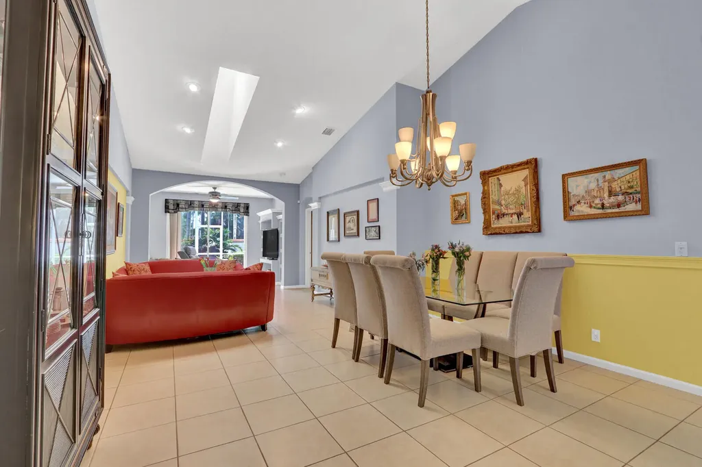 9531 Crescent View Drive N Boynton Beach FL 33437