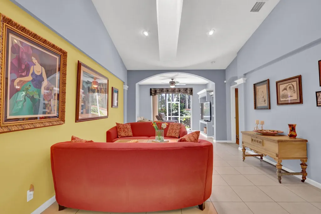 9531 Crescent View Drive N Boynton Beach FL 33437