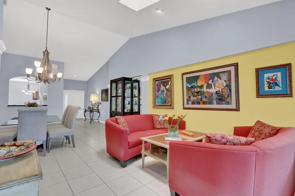 9531 Crescent View Drive N Boynton Beach FL 33437