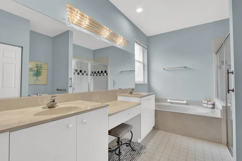 9531 Crescent View Drive N Boynton Beach FL 33437