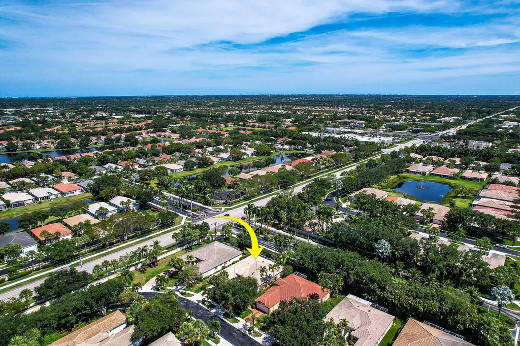 9531 Crescent View Drive N Boynton Beach FL 33437