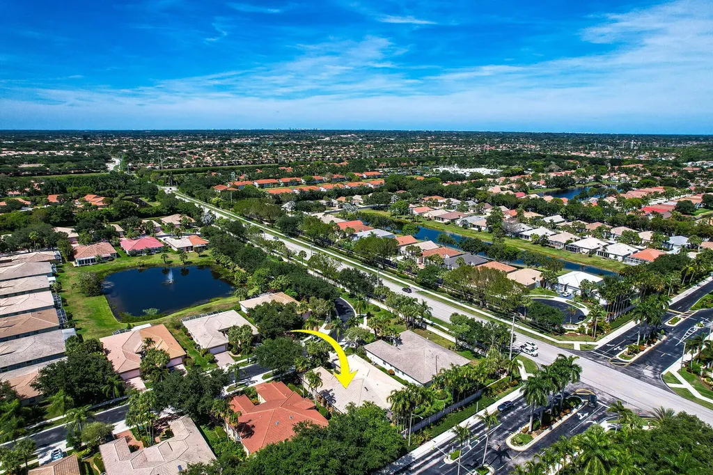 9531 Crescent View Drive N Boynton Beach FL 33437