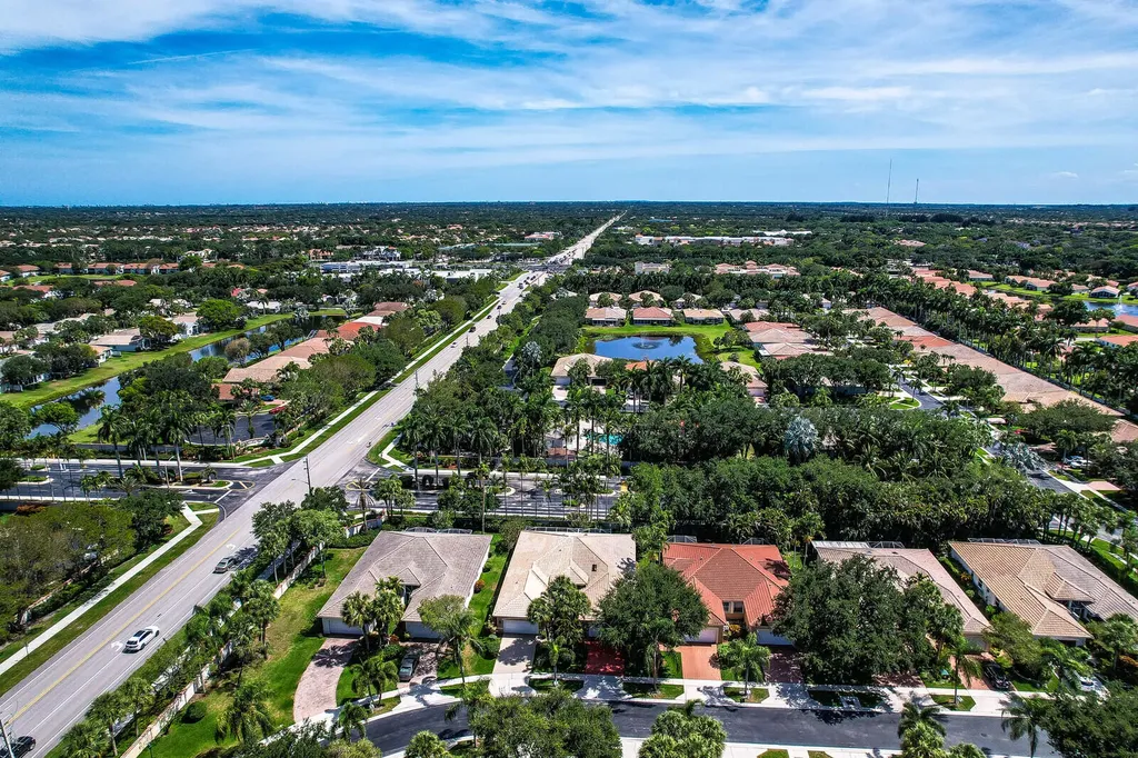 9531 Crescent View Drive N Boynton Beach FL 33437