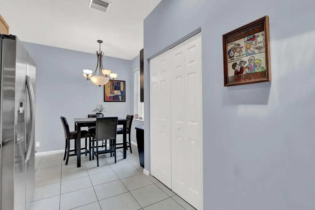 9531 Crescent View Drive N Boynton Beach FL 33437