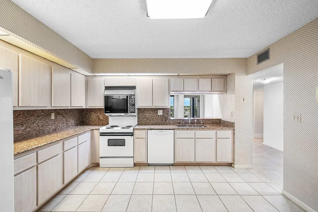 3400 S Ocean Boulevard Highland Beach FL 33487