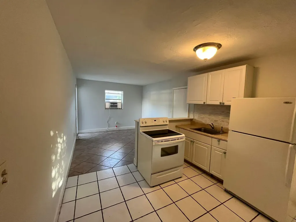 2318 Van Buren Street Hollywood FL 33020